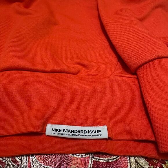 NIKE Standard issue pullover Hoodie S - Picture 4 of 10